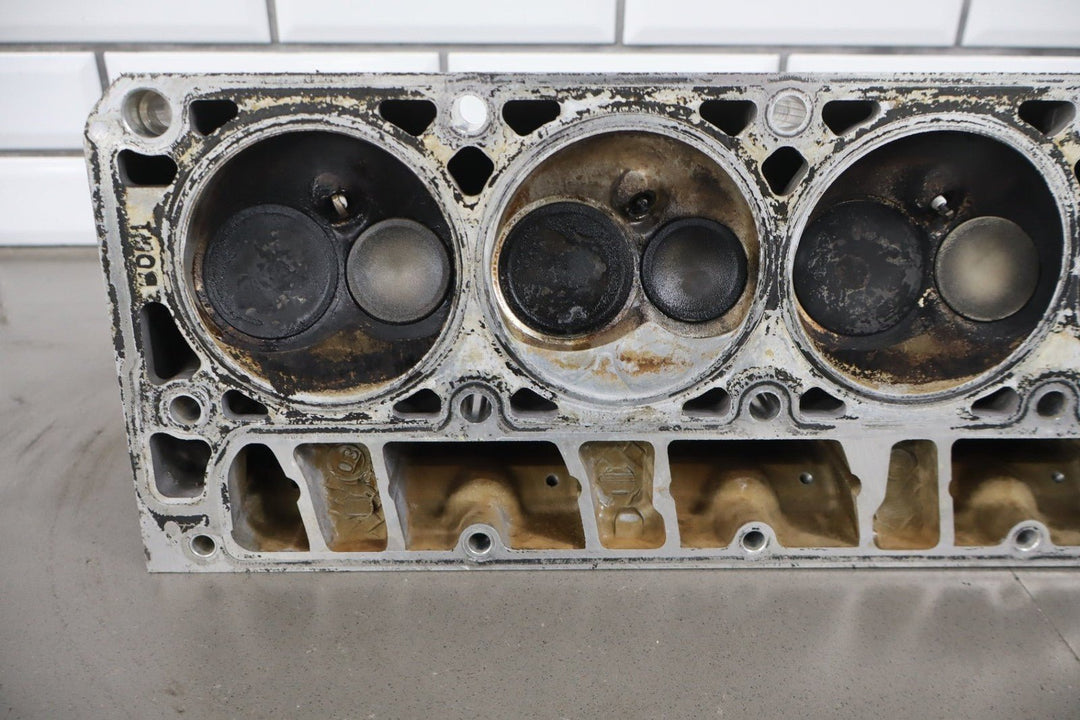 1997 - 2004 Chevrolet Corvette C5 LS1 - Cylinder Heads Pair PN: 12559855