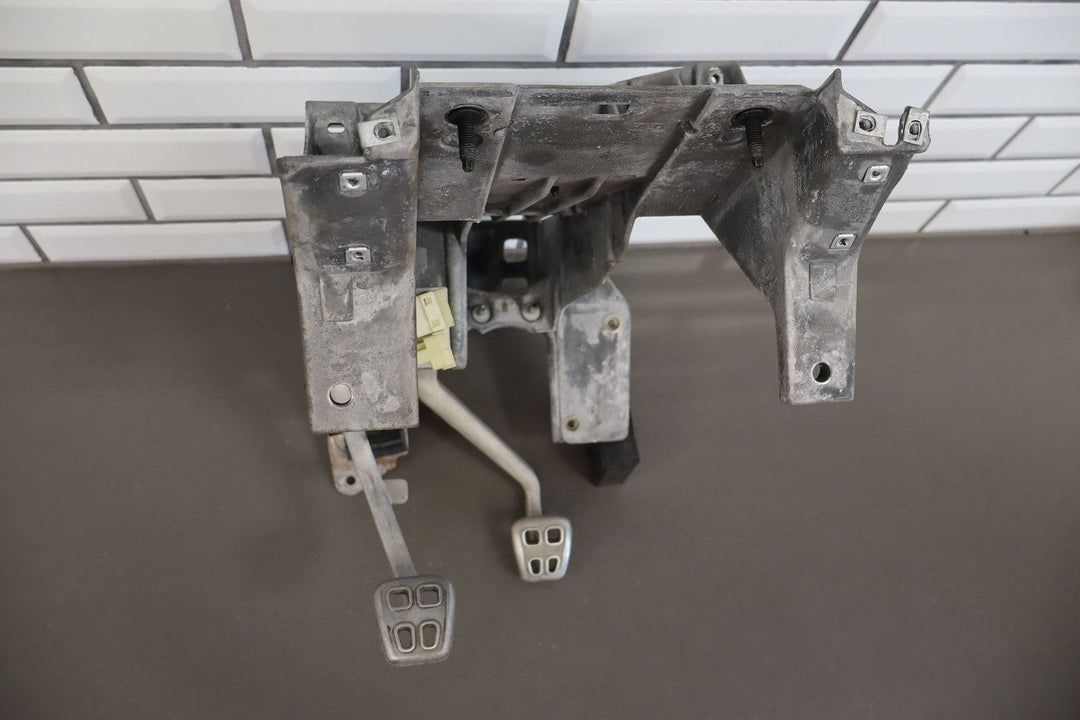 1997 - 2004 Chevrolet Corvette C5 - Manual Transmission Pedal Assembly