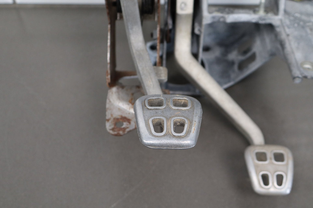 1997-2004 Chevrolet Corvette C5 - Manual Transmission Pedal Assembly