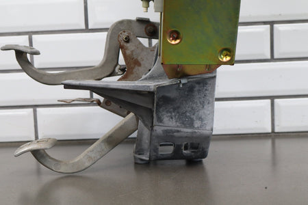 1997-2004 Chevrolet Corvette C5 - Manual Transmission Pedal Assembly