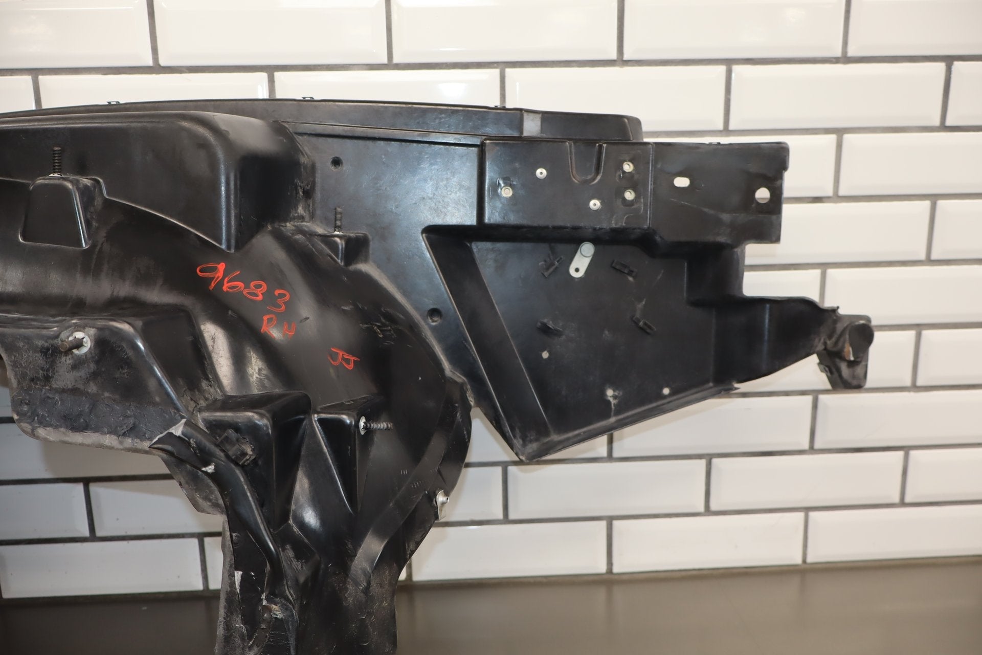 1997-2004 Chevrolet Corvette C5- Passenger Right Wheelhouse Panel
