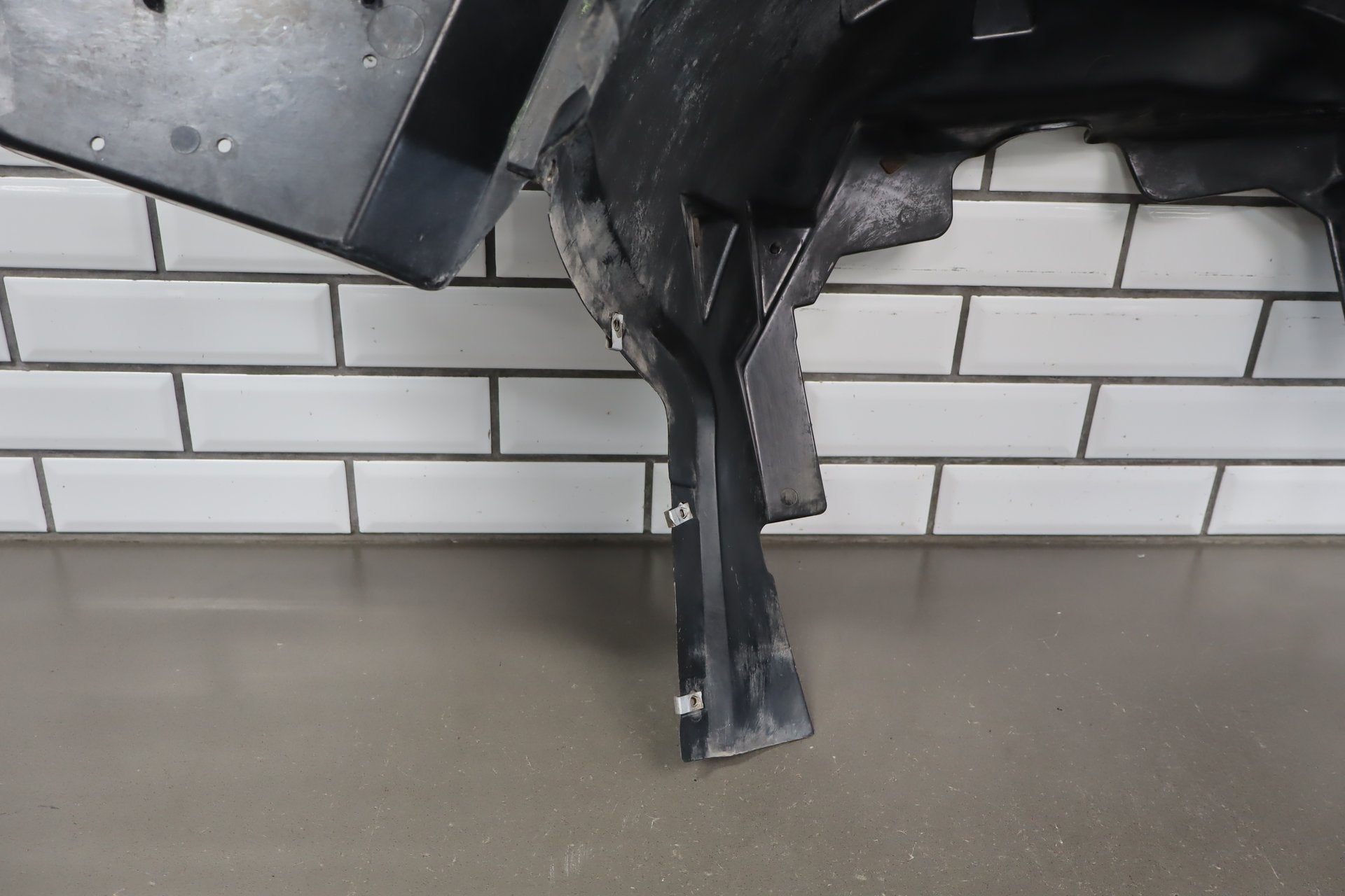 1997-2004 Chevrolet Corvette C5- Passenger Right Wheelhouse Panel
