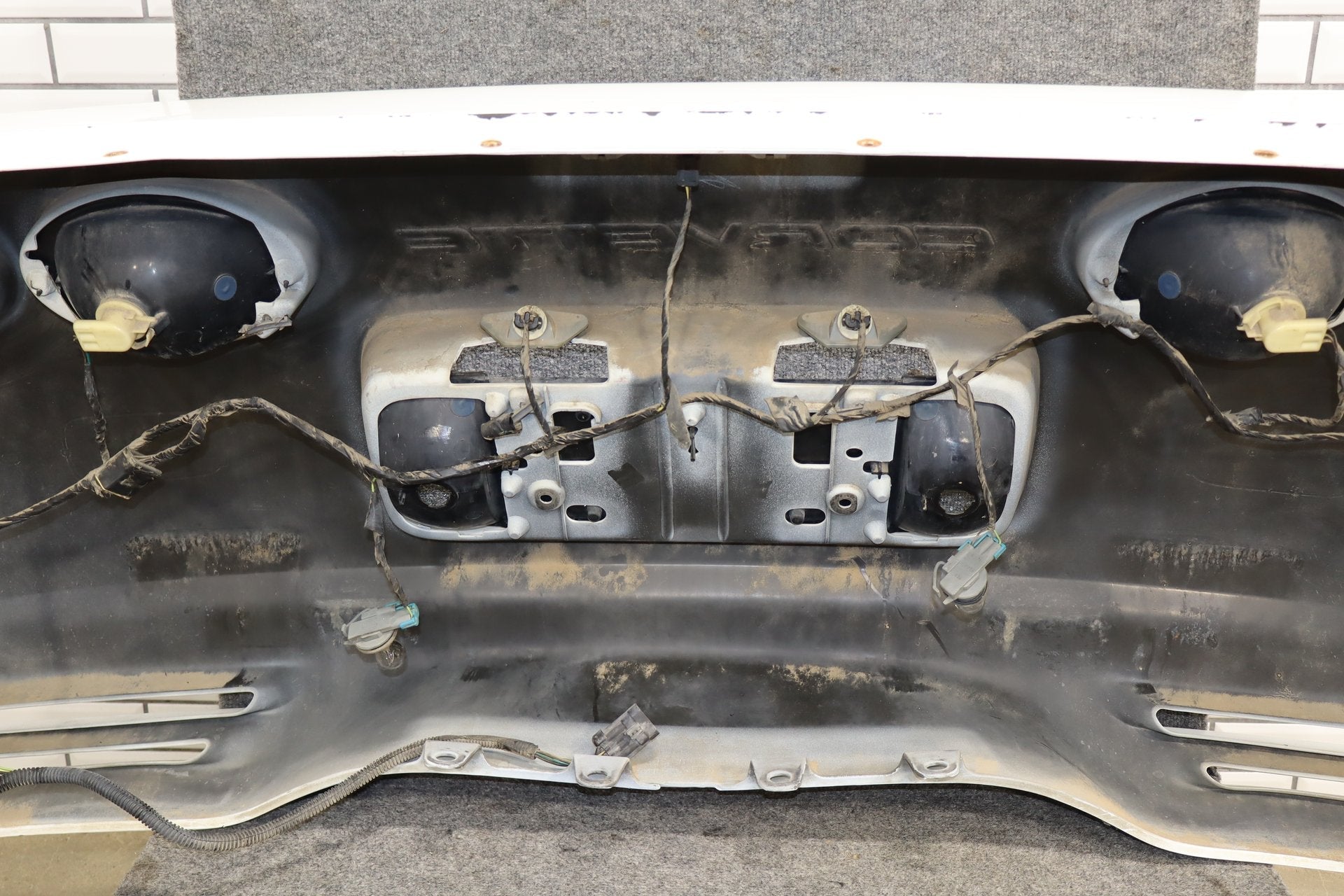 1997-2004 Chevrolet Corvette C5 Rear Bumper Artic White 10