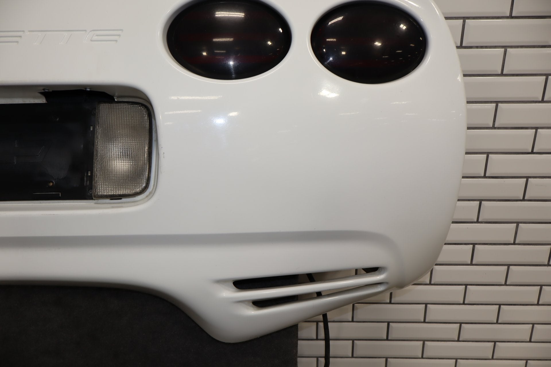 1997-2004 Chevrolet Corvette C5 Rear Bumper Artic White 10