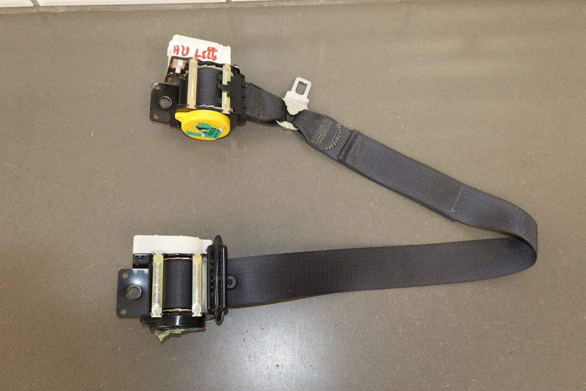 1997-2004 Chevrolet Corvette C5 RH Seat Belt Black 193 (Stain)