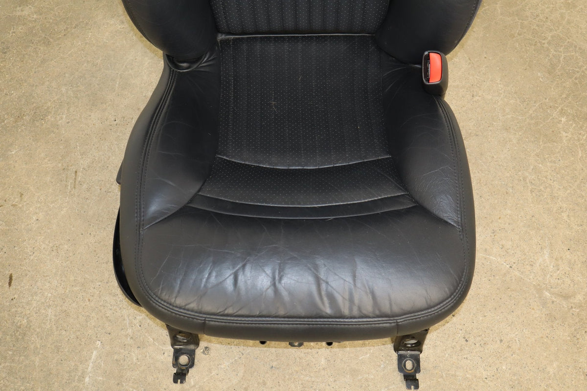 1997-2004 Chevrolet Corvette C5 RH Seat Leather Black 193 Power