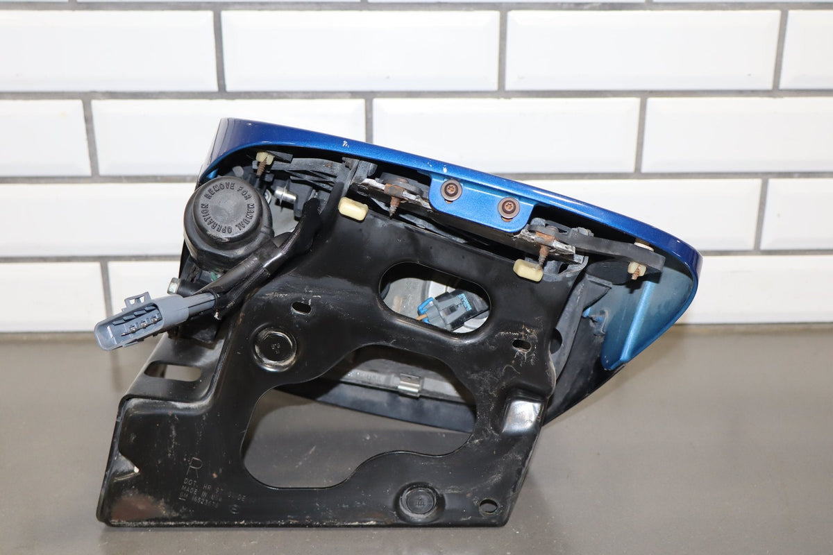 1997-2004 Chevrolet Corvette C5 Right Headlamp Electron Blue 21