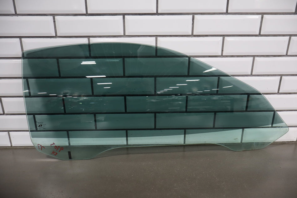 1997-2004 Chevrolet Corvette C5 Right Psssenger Door Window 10403189