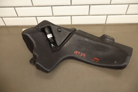 1997-2004 Chevrolet Corvette C5 Washer Bottle 22155677