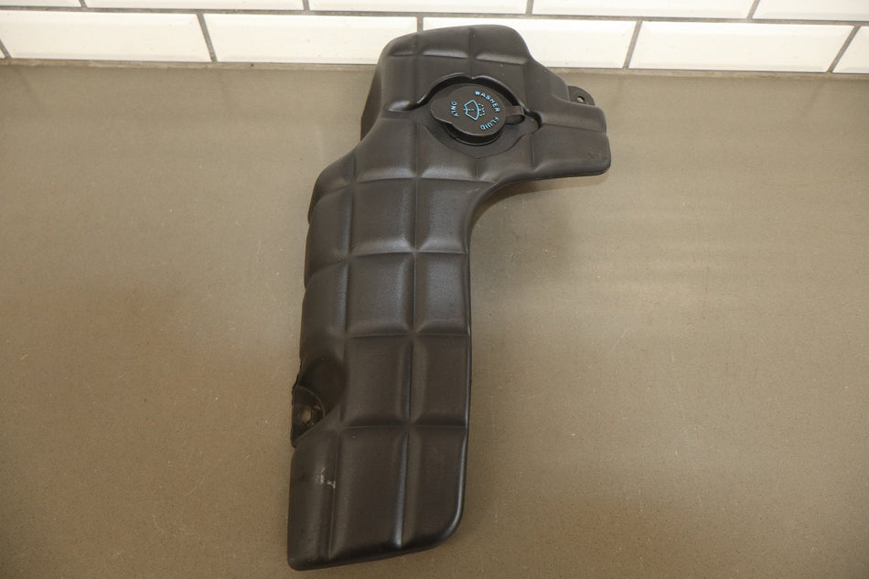 1997-2004 Chevrolet Corvette C5 Washer Bottle 22155677