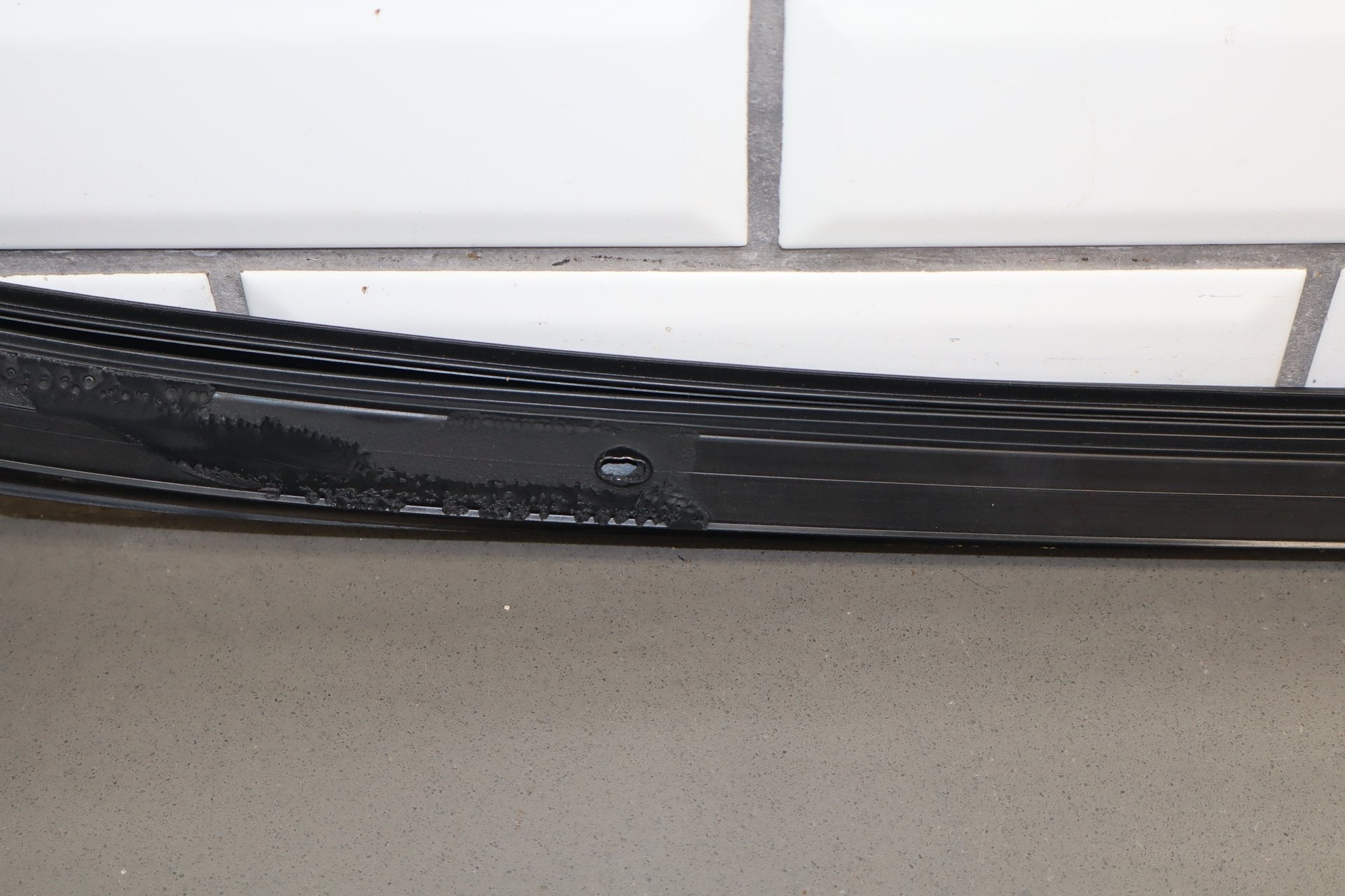 1997-2004 Chevrolet Corvette C5 Windshield Frame Seal OEM