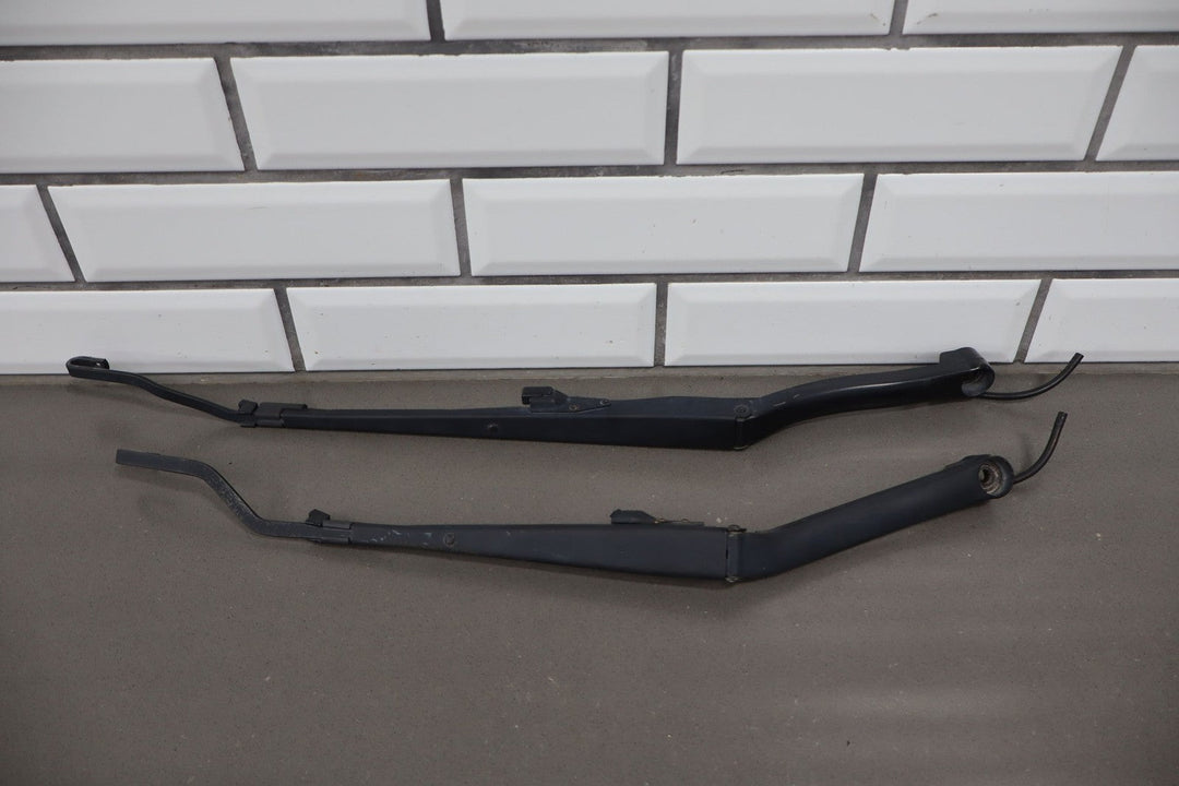 1997 - 2004 Chevrolet Corvette C5 Wiper Arm LH &amp; RH Pair