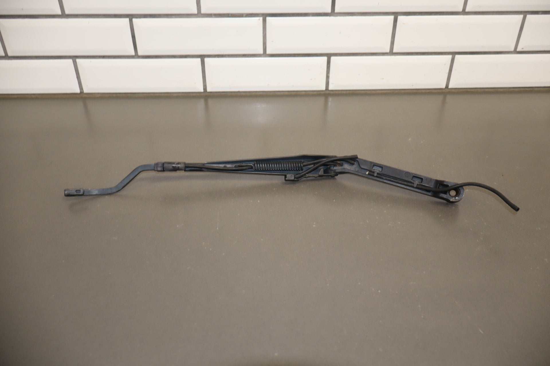1997-2004 Chevrolet Corvette C5 Wiper Arm LH &amp; RH Pair
