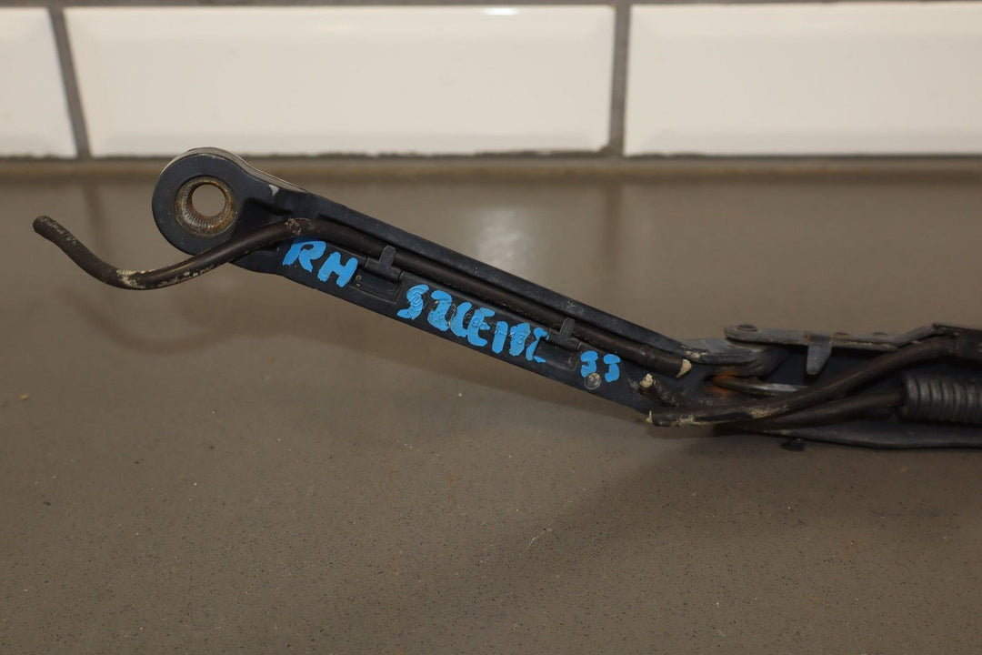 1997 - 2004 Chevrolet Corvette C5 Wiper Arm LH &amp; RH Pair