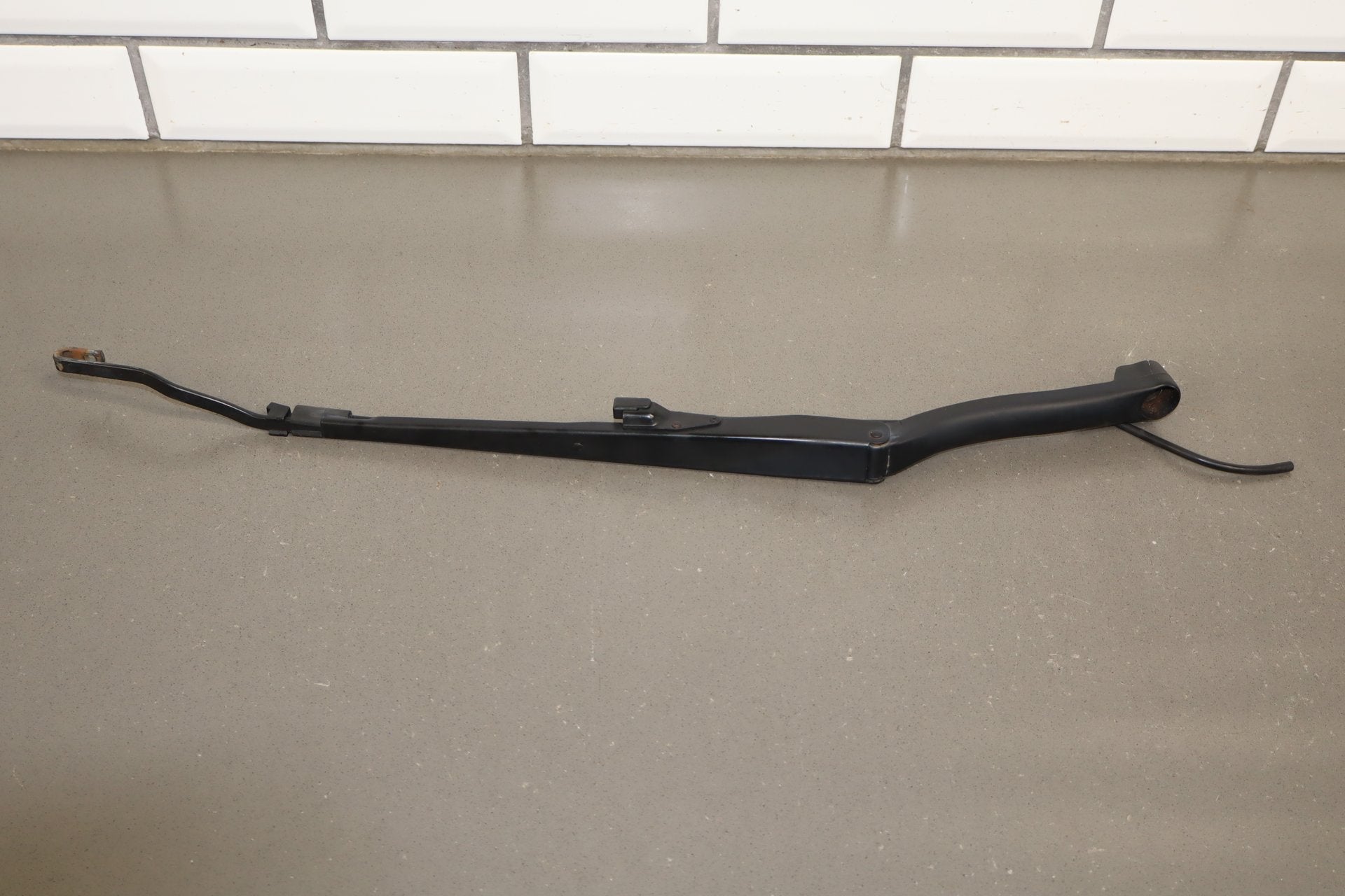 1997-2004 Chevrolet Corvette C5 Wiper Arm LH &amp; RH Pair