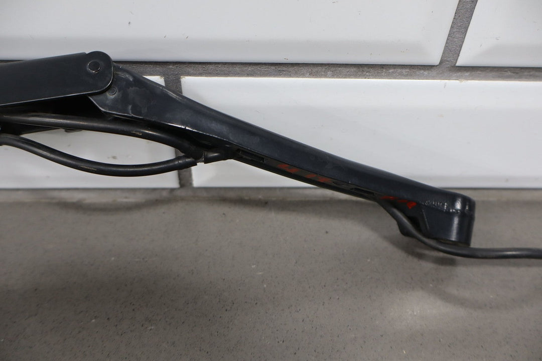 1997 - 2004 Chevrolet Corvette C5 Wiper Arm LH &amp; RH Pair