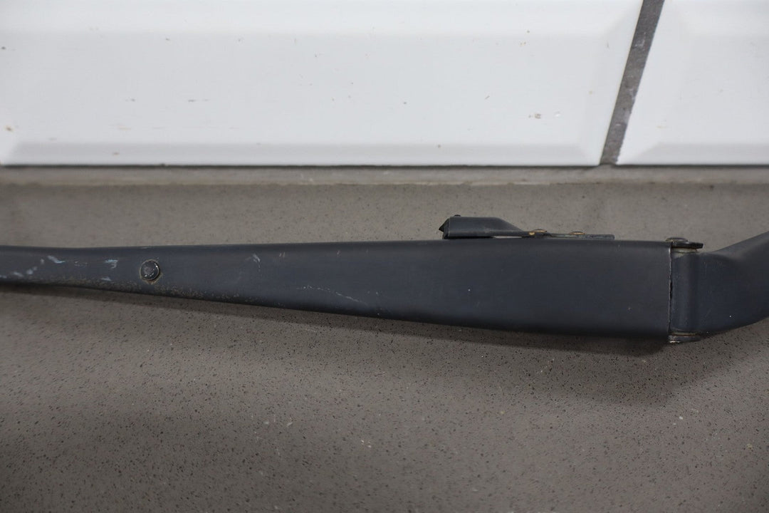 1997 - 2004 Chevrolet Corvette C5 Wiper Arm LH &amp; RH Pair