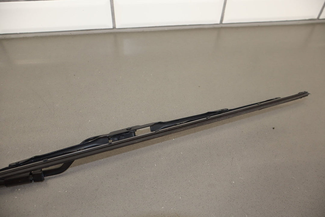1997 - 2004 Chevrolet Corvette C5 Wiper Arm LH &amp; RH Pair