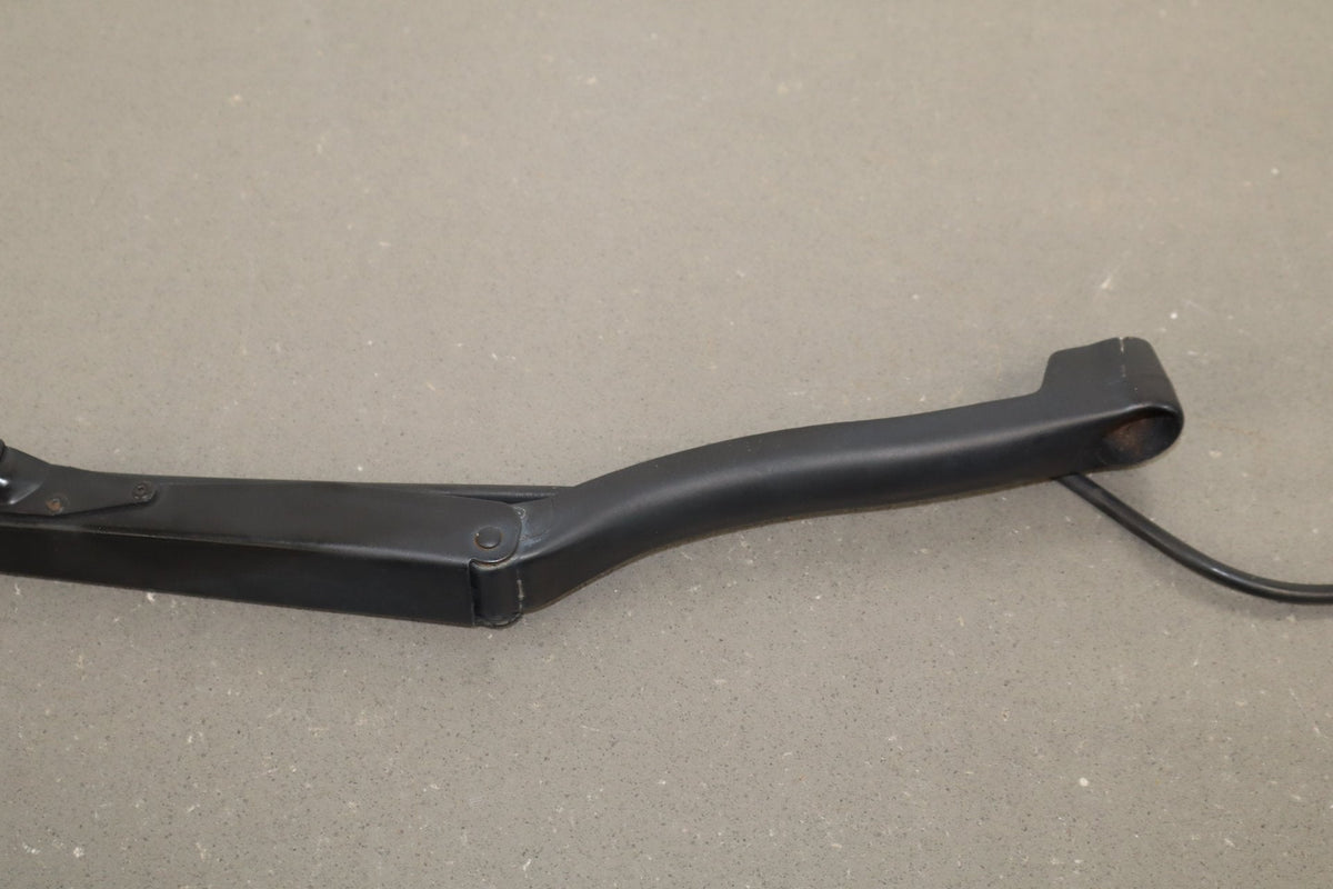 1997-2004 Chevrolet Corvette C5 Wiper Arm LH &amp; RH Pair