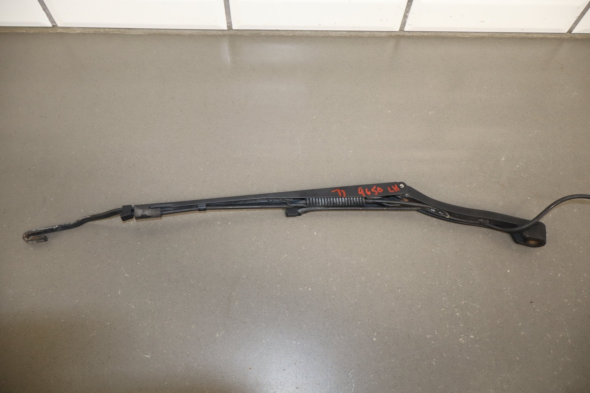 1997-2004 Chevrolet Corvette C5 Wiper Arm LH &amp; RH Pair