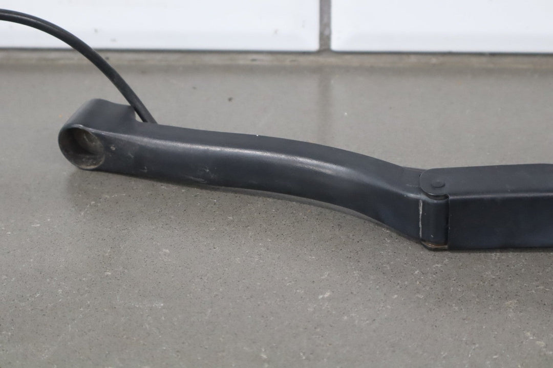 1997 - 2004 Chevrolet Corvette C5 Wiper Arm LH &amp; RH Pair
