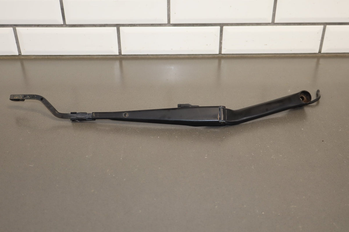 1997-2004 Chevrolet Corvette C5 Wiper Arm LH &amp; RH Pair