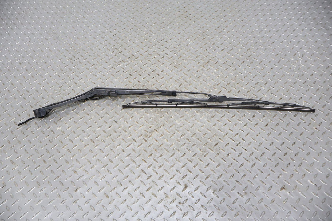 1997 - 2004 Chevrolet Corvette C5 Wiper Arm LH &amp; RH Pair