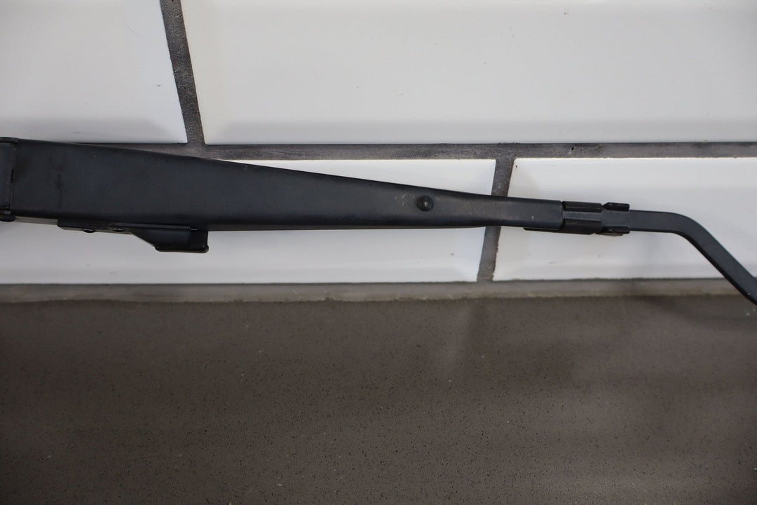 1997 - 2004 Chevrolet Corvette C5 Wiper Arm LH &amp; RH Pair