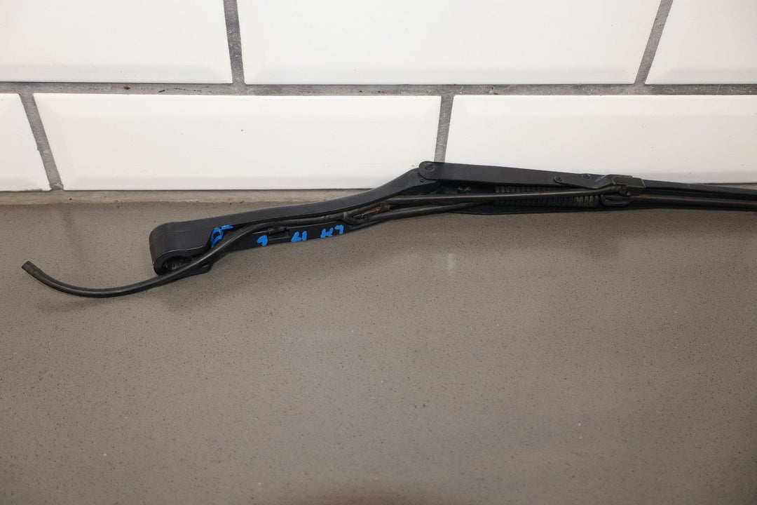 1997 - 2004 Chevrolet Corvette C5 Wiper Arm LH &amp; RH Pair