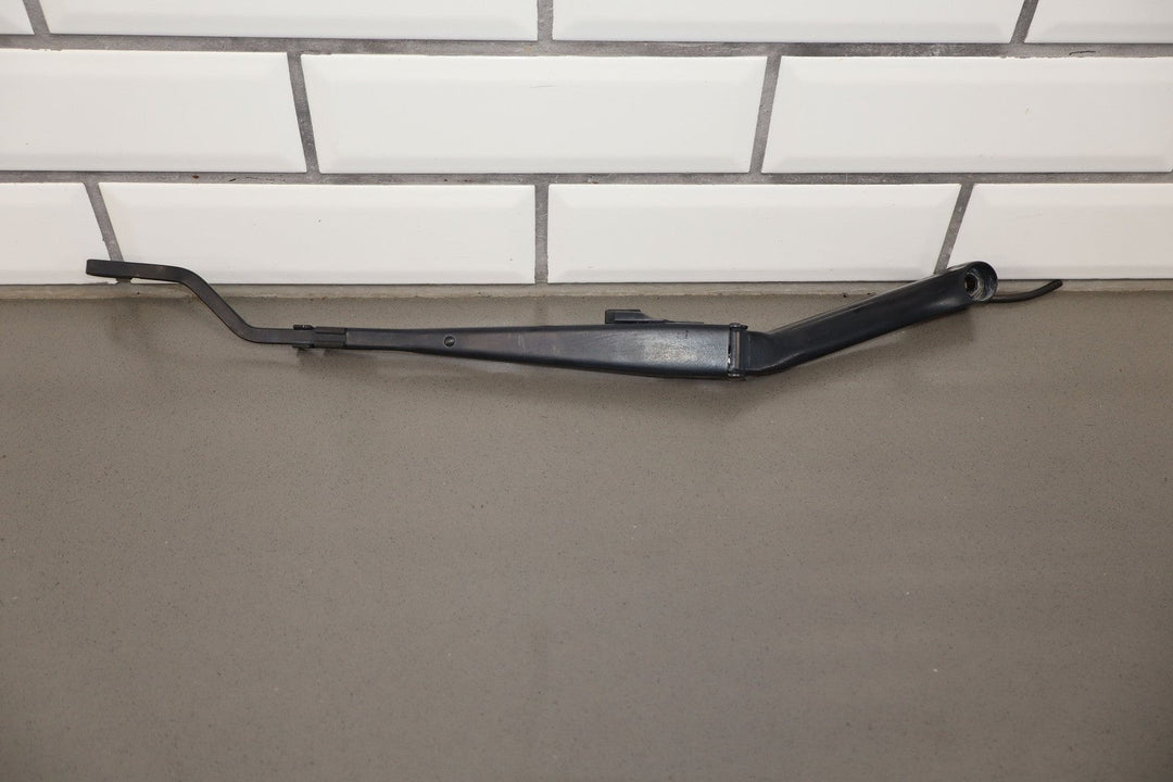 1997 - 2004 Chevrolet Corvette C5 Wiper Arm LH &amp; RH Pair
