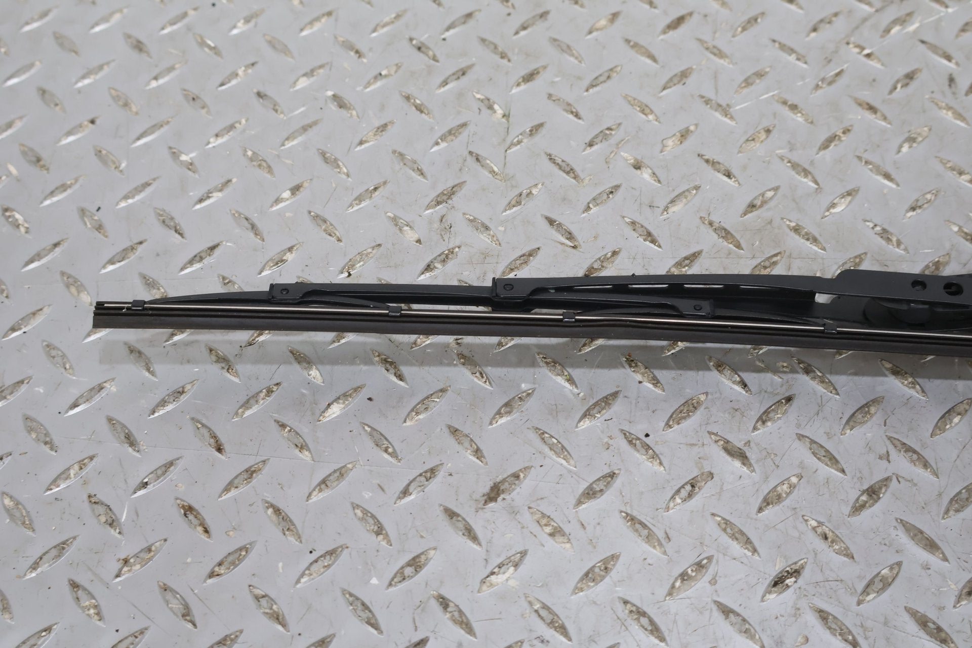 1997-2004 Chevrolet Corvette C5 Wiper Arm LH &amp; RH Pair