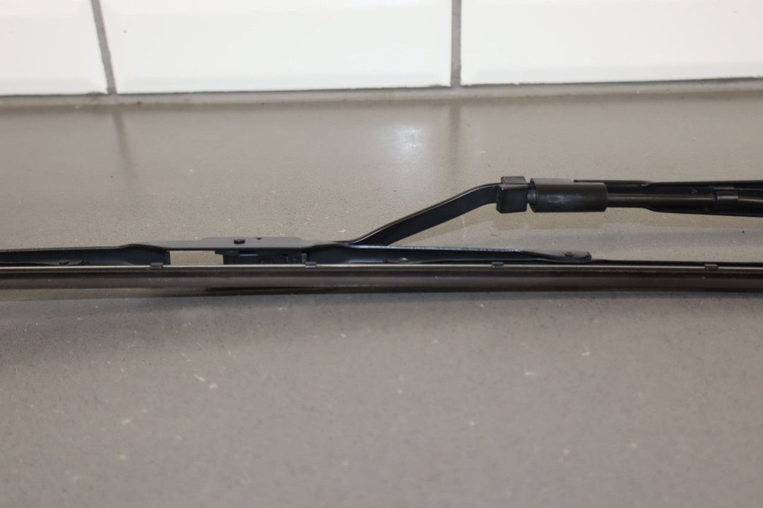 1997 - 2004 Chevrolet Corvette C5 Wiper Arm LH &amp; RH Pair