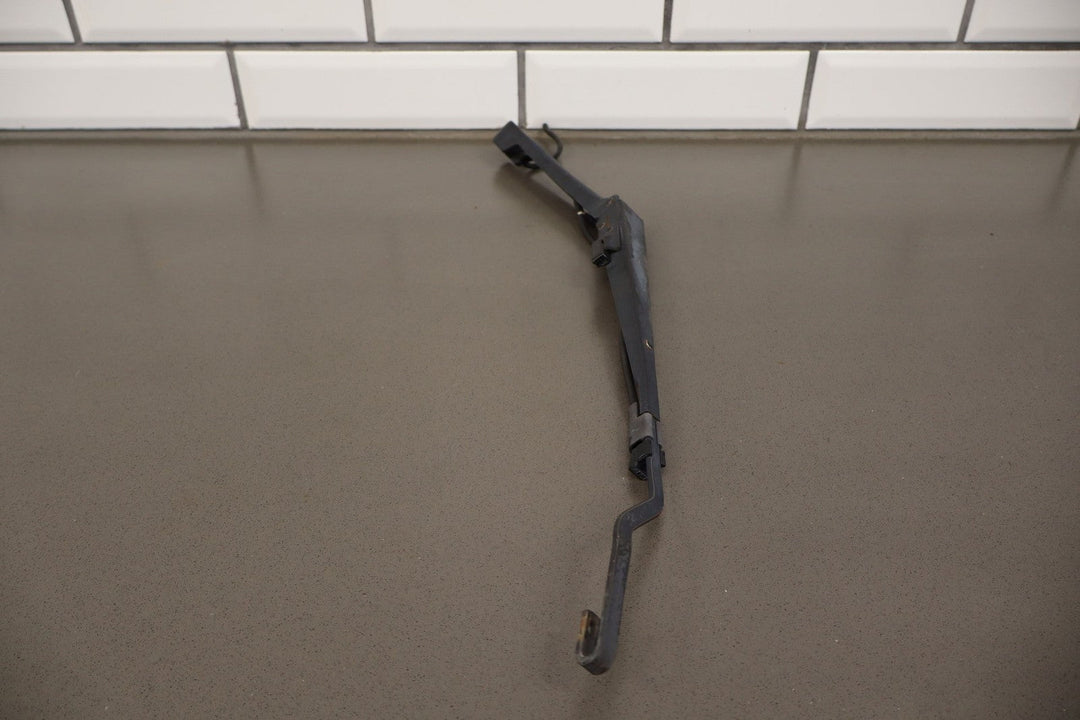 1997 - 2004 Chevrolet Corvette C5 Wiper Arm LH &amp; RH Pair