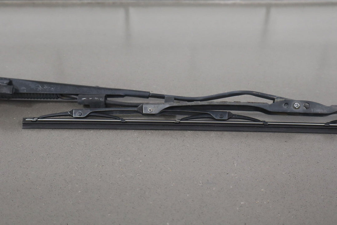 1997 - 2004 Chevrolet Corvette C5 Wiper Arm LH &amp; RH Pair