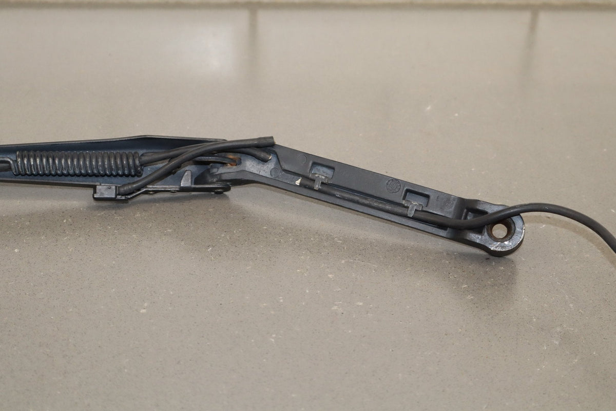 1997-2004 Chevrolet Corvette C5 Wiper Arm LH &amp; RH Pair