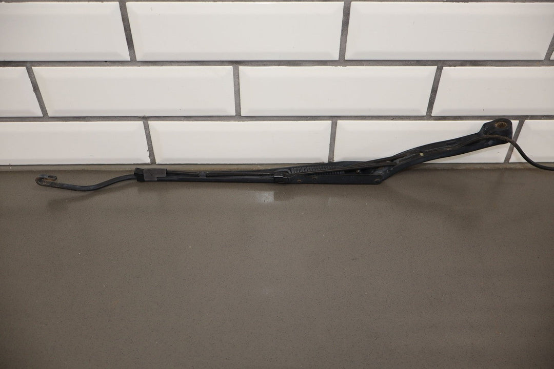 1997 - 2004 Chevrolet Corvette C5 Wiper Arm LH &amp; RH Pair
