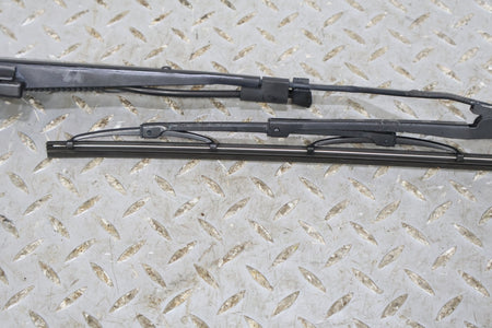 1997-2004 Chevrolet Corvette C5 Wiper Arm LH &amp; RH Pair