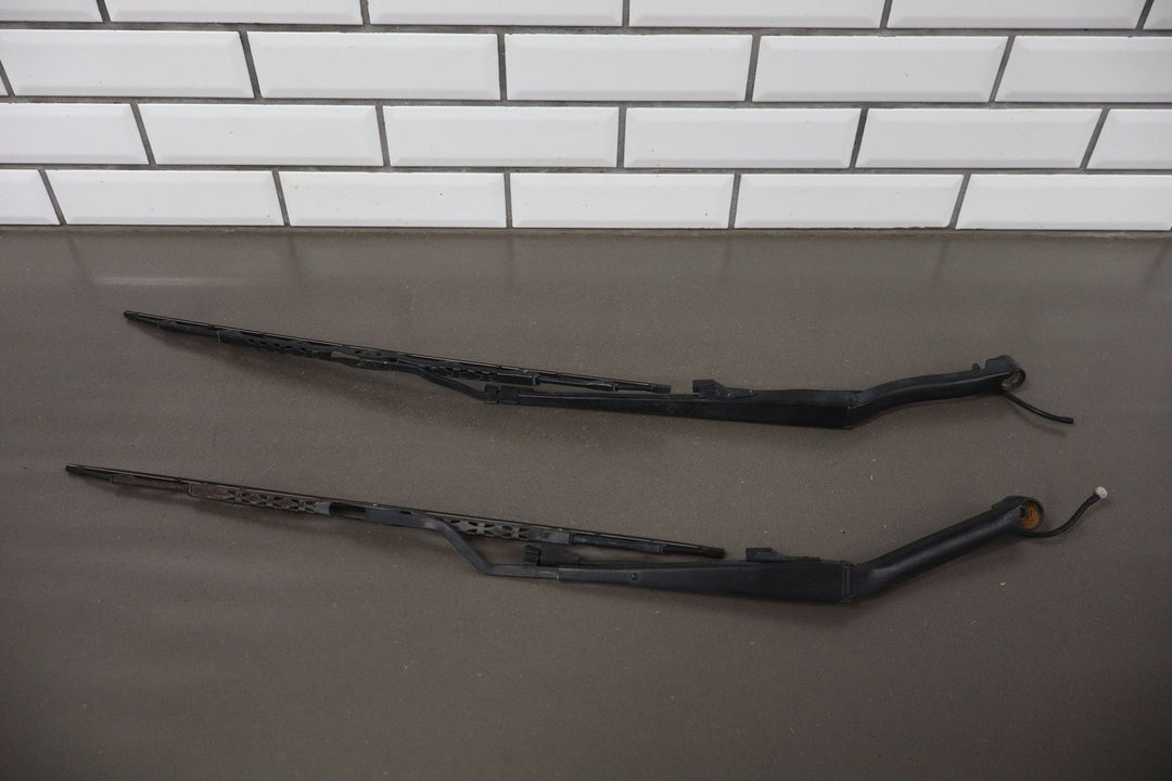 1997 - 2004 Chevrolet Corvette C5 Wiper Arm LH &amp; RH Pair
