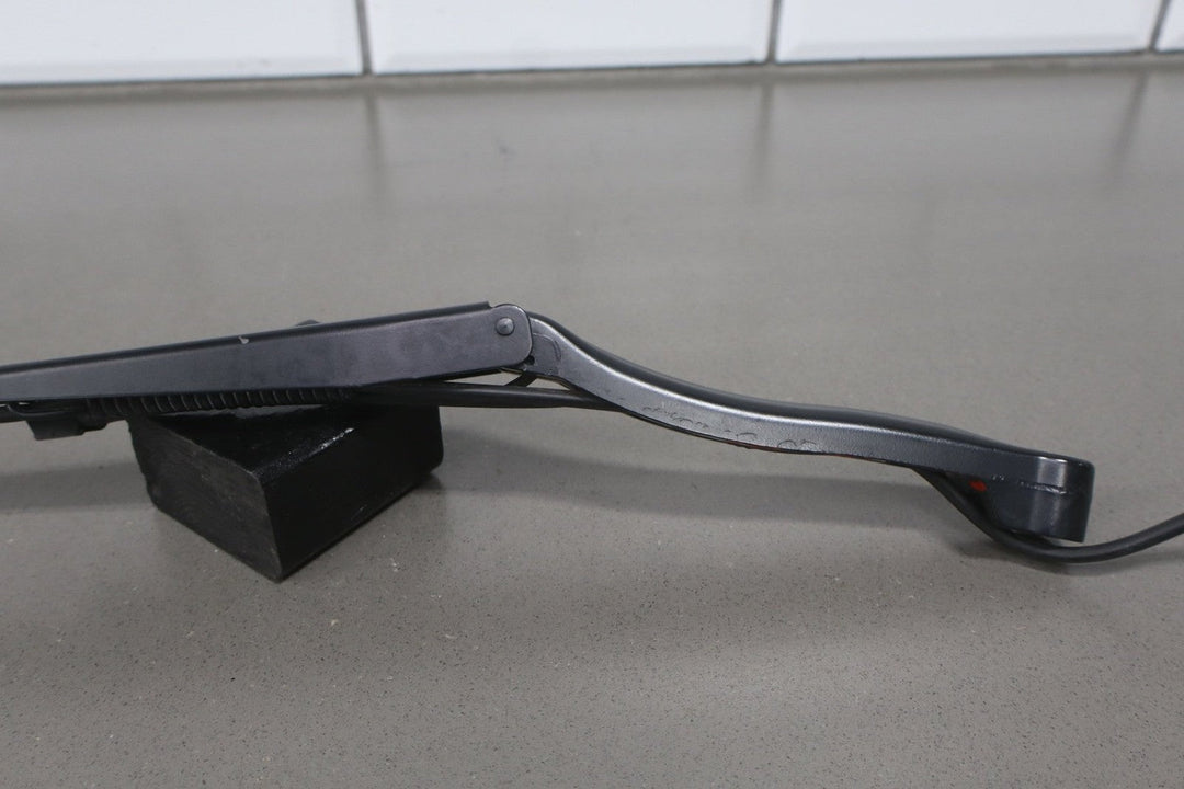 1997 - 2004 Chevrolet Corvette C5 Wiper Arm LH &amp; RH Pair