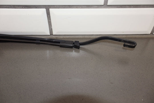 1997 - 2004 Chevrolet Corvette C5 Wiper Arm LH &amp; RH Pair