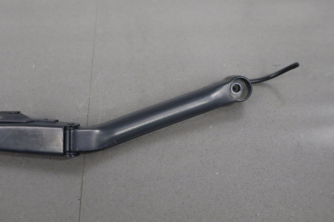 1997 - 2004 Chevrolet Corvette C5 Wiper Arm LH &amp; RH Pair