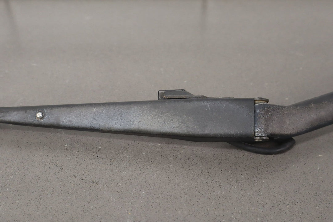 1997 - 2004 Chevrolet Corvette C5 Wiper Arm LH &amp; RH Pair