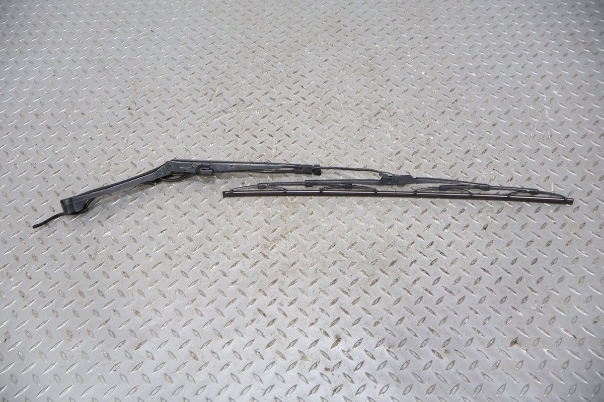 1997-2004 Chevrolet Corvette C5 Wiper Arm LH &amp; RH Pair