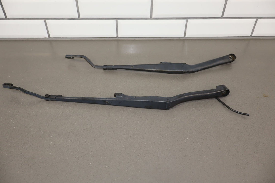 1997 - 2004 Chevrolet Corvette C5 Wiper Arm LH &amp; RH Pair
