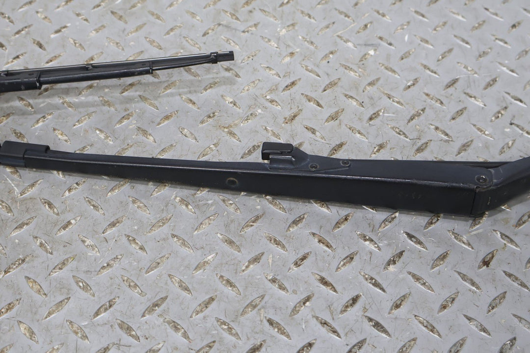 1997 - 2004 Chevrolet Corvette C5 Wiper Arm LH &amp; RH Pair