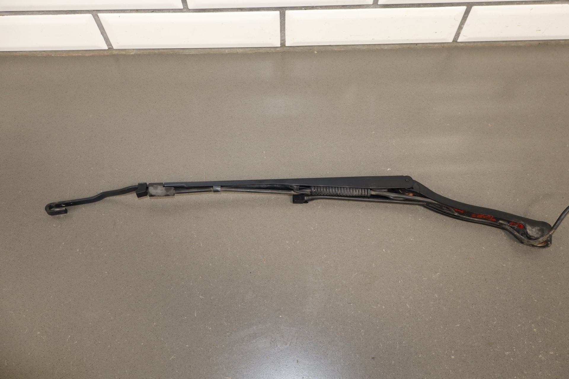 1997-2004 Chevrolet Corvette C5 Wiper Arm LH & RH Pair