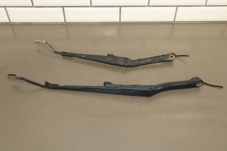 1997-2004 Chevrolet Corvette C5 Wiper Arm LH & RH Pair