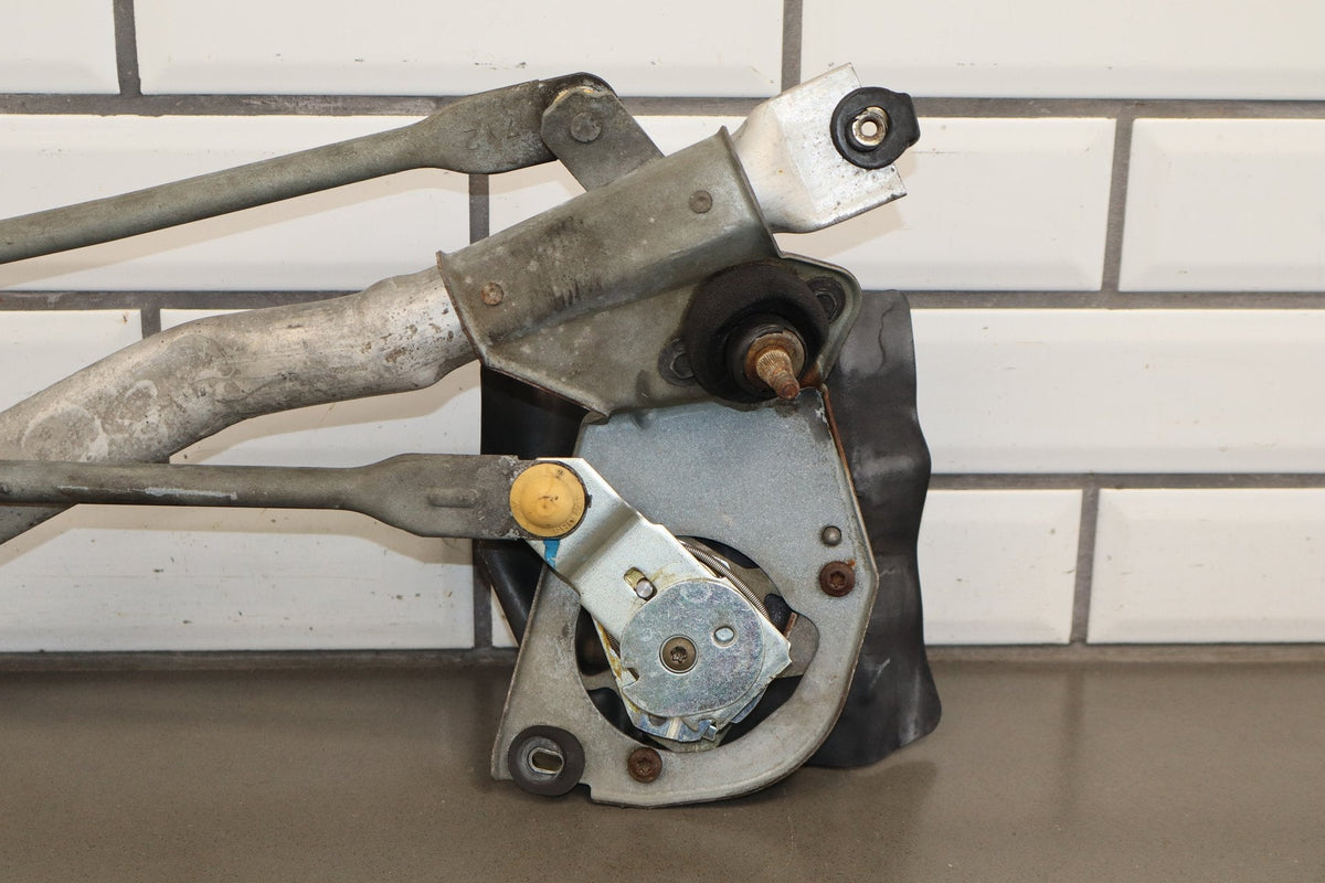 1997-2004 Chevrolet Corvette C5 Wiper Motor & Transmission OEM