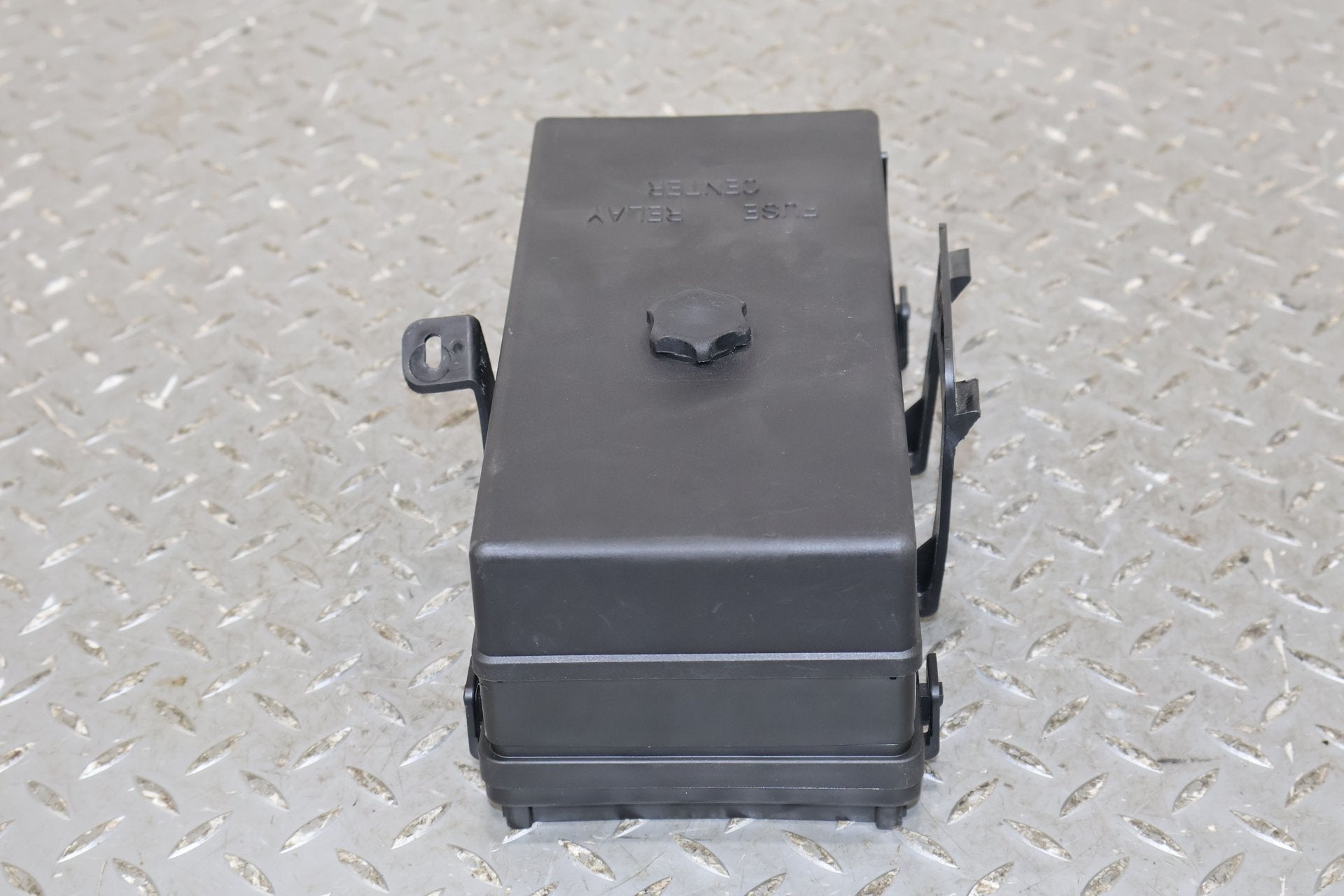 1997-2004 Chevrolet Corvette Cabin Fuse Box 19300118