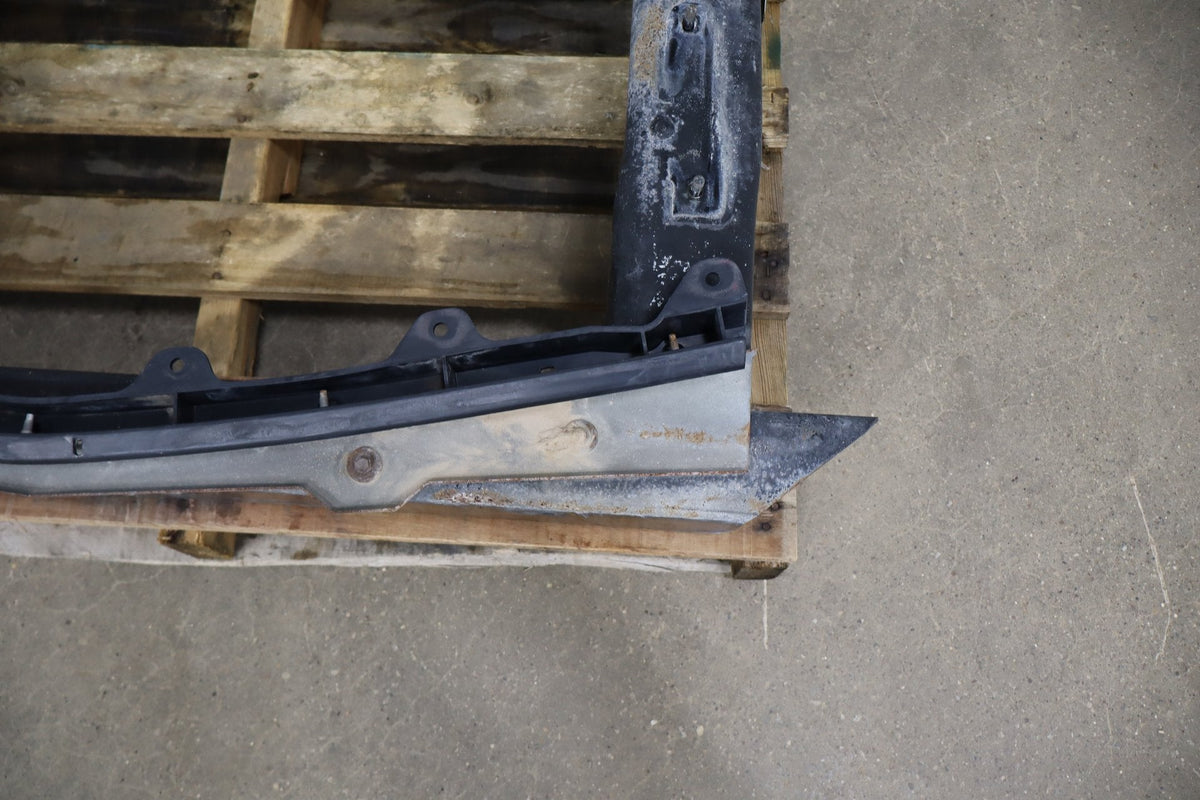 1997-2004 Chevrolet Corvette Front Bumper Bar Reinforcement 12533361